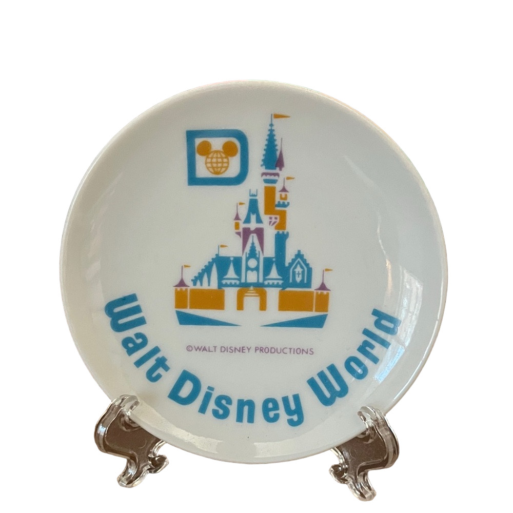 Walt Disney World 1980’s 6.5" Souviner Plate Cinderella Castle